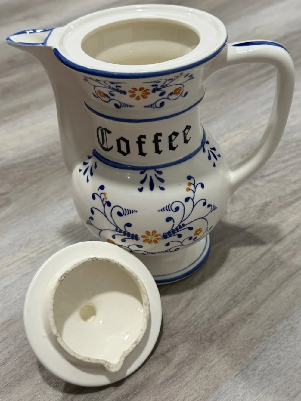 Royal Sealy vintage royal